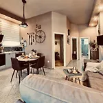 Apartmán Deluxe No.8 *